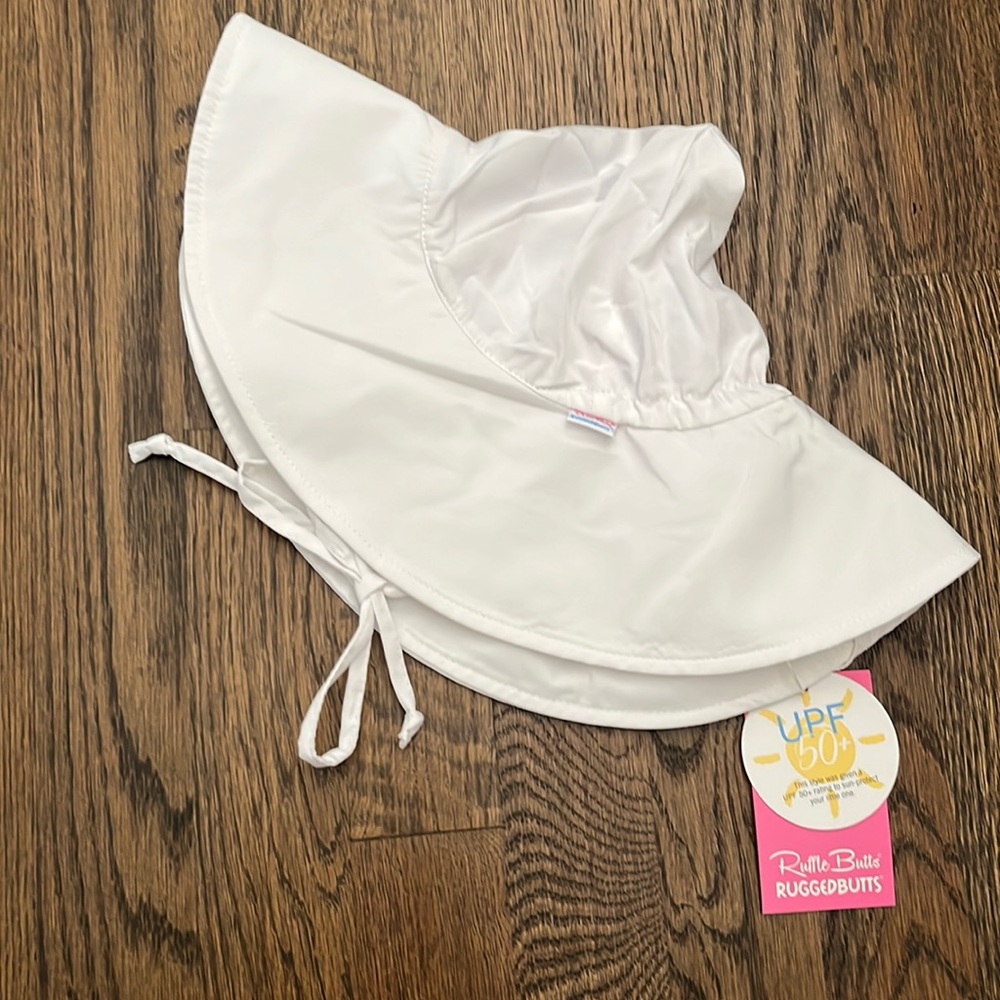 Ruffle Butts hat 2T-4T NWT